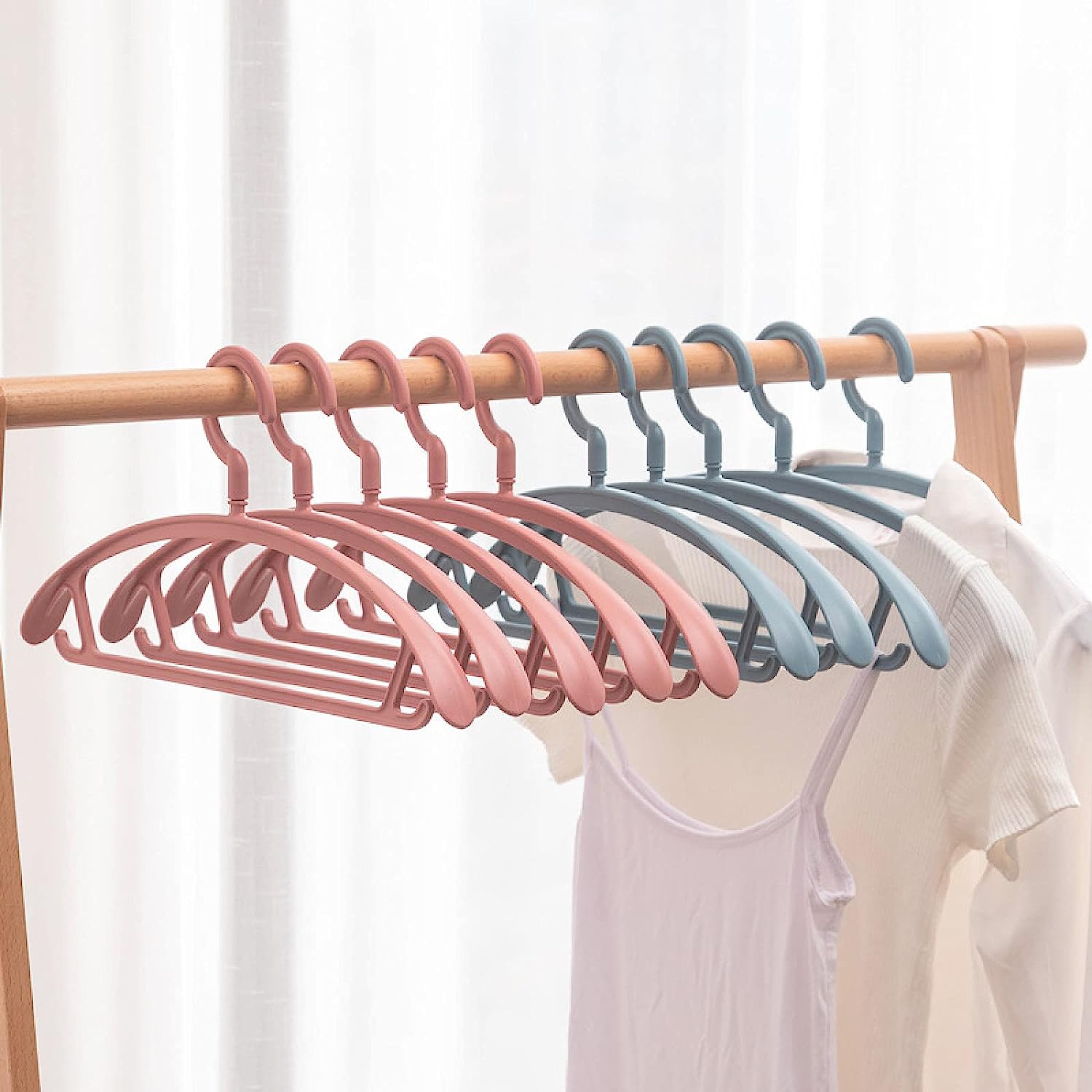 0231 Plastic Hangers, Clothes Hangers - Lightweight Space Saving Hangers - Standard Hangers for Clothes - Durable, Slim & Sleek Hangers (10pc) DeoDap 0231 Plastic Hangers, Clothes Hangers - Lightweight Space Saving Hangers - Standard Hangers for Clothes - Durable, Slim & Sleek Hangers (10pc) DeoDap